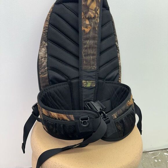 L.L Bean Mossy Oak Break Up Turkey Soft Shell Camo Hunting Backpack - Picture 7 of 10